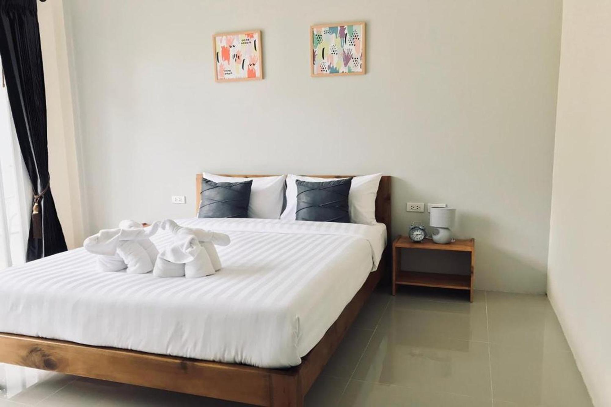 Snooze Inn Phuket - Free Shuttle To Bang Rong Pier Pa Khlok Luaran gambar
