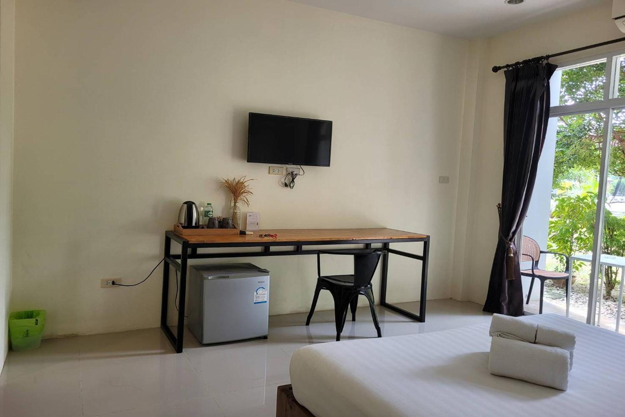Snooze Inn Phuket - Free Shuttle To Bang Rong Pier Pa Khlok Luaran gambar